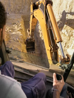 Explotación de canteras y minas.